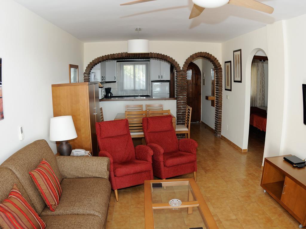 Riviera Del Mar Apartment Sitio de Calahonda Szoba fotó